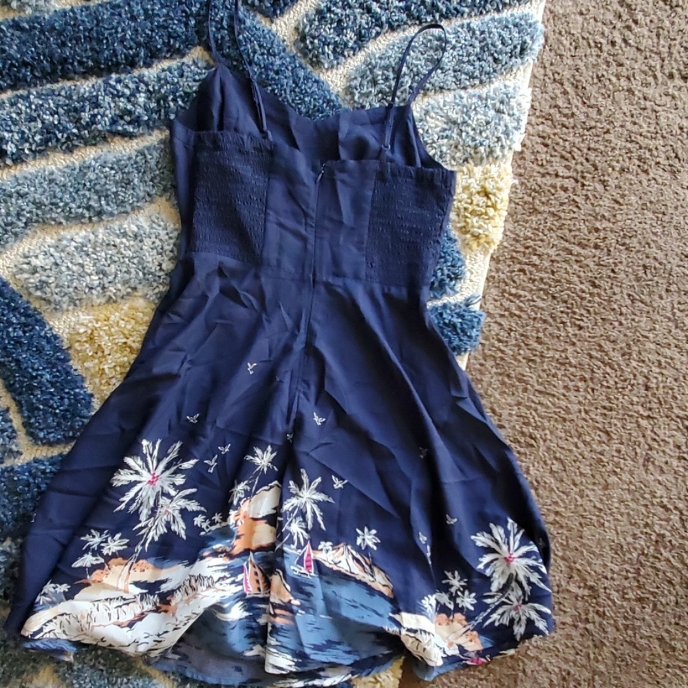 Old Navy dress - Picture 8 of 8